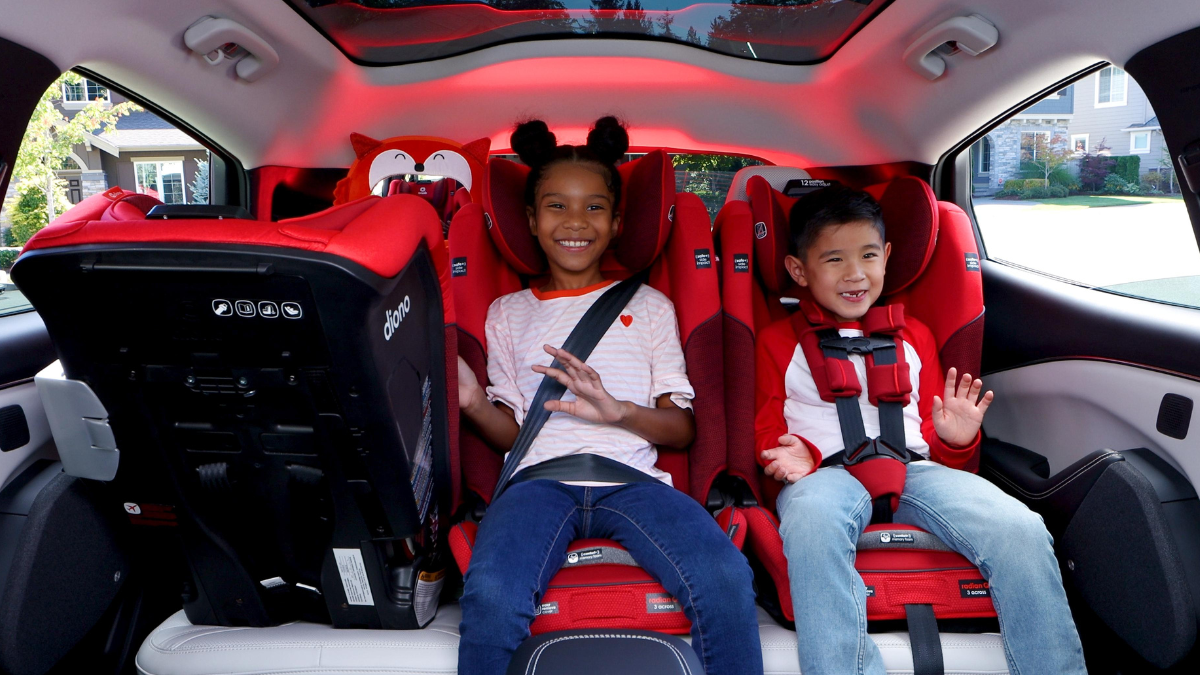 How Do Car Seats Fit in a 2023 Ford Escape?