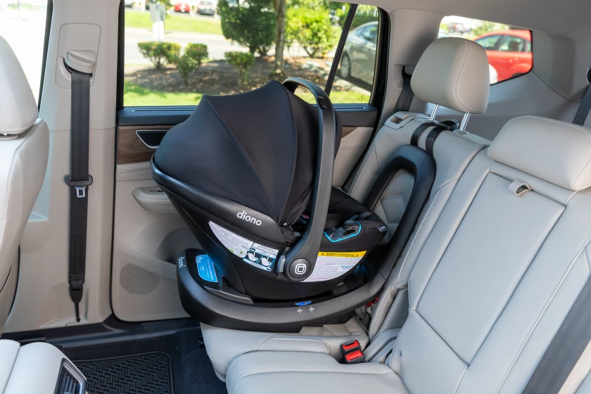 Press Release: LiteClik®30 XT SafePlus® Infant Car Seat and Base